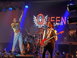 queenmania on tour